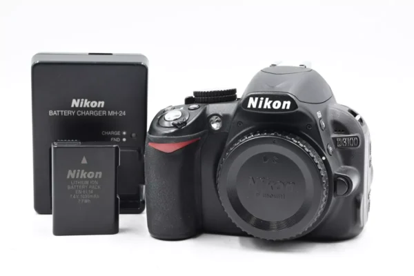 Nikon Camera D3100 (18-55mm)