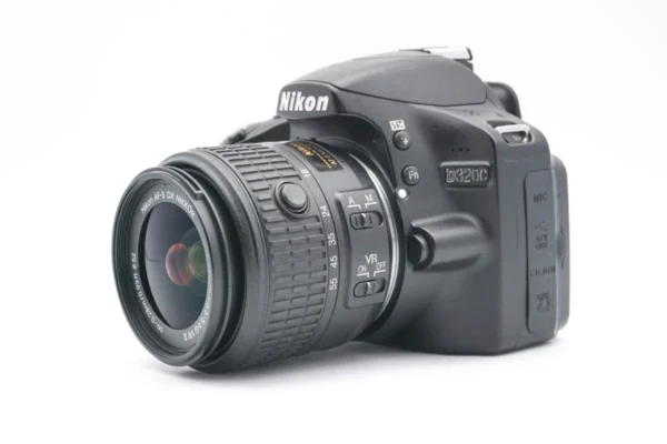 Nikon Camera D3200 (18-55mm)