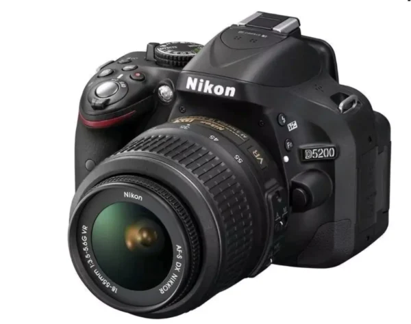 Nikon Camera D4200 (18-55mm)